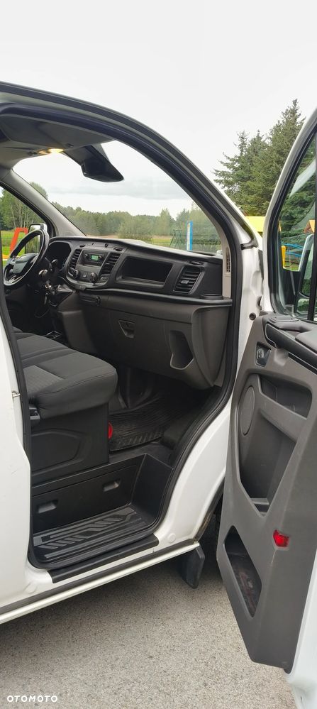 Ford TRANSIT CUSTOM 130KM L1H1 - 11