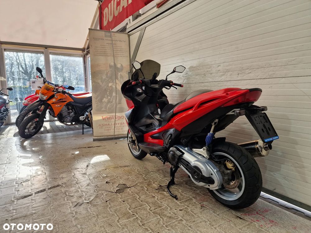 Gilera Nexus 500 - 4