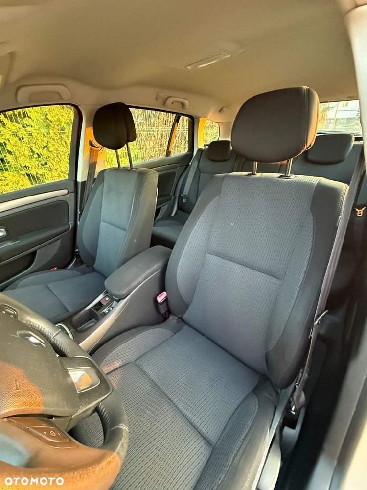 Renault Laguna 2.0 DCi FAP Expression - 12