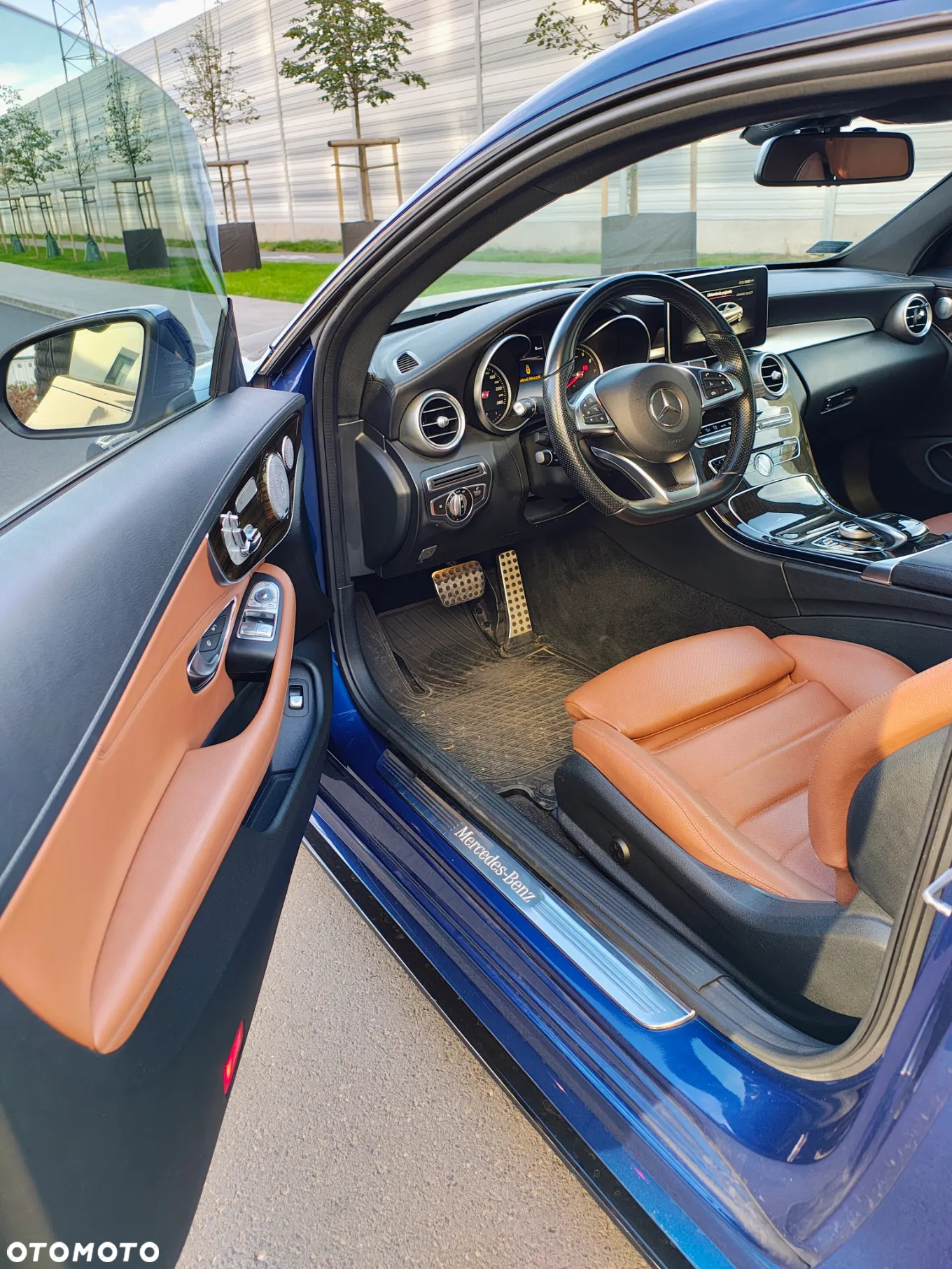 Mercedes-Benz Klasa C 300 7G-TRONIC AMG Line - 18