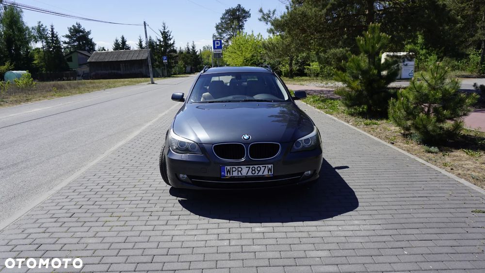 BMW Seria 5 520d - 3