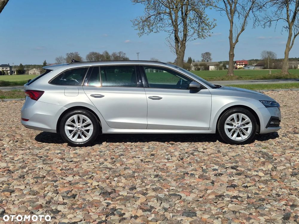 Skoda Octavia - 8