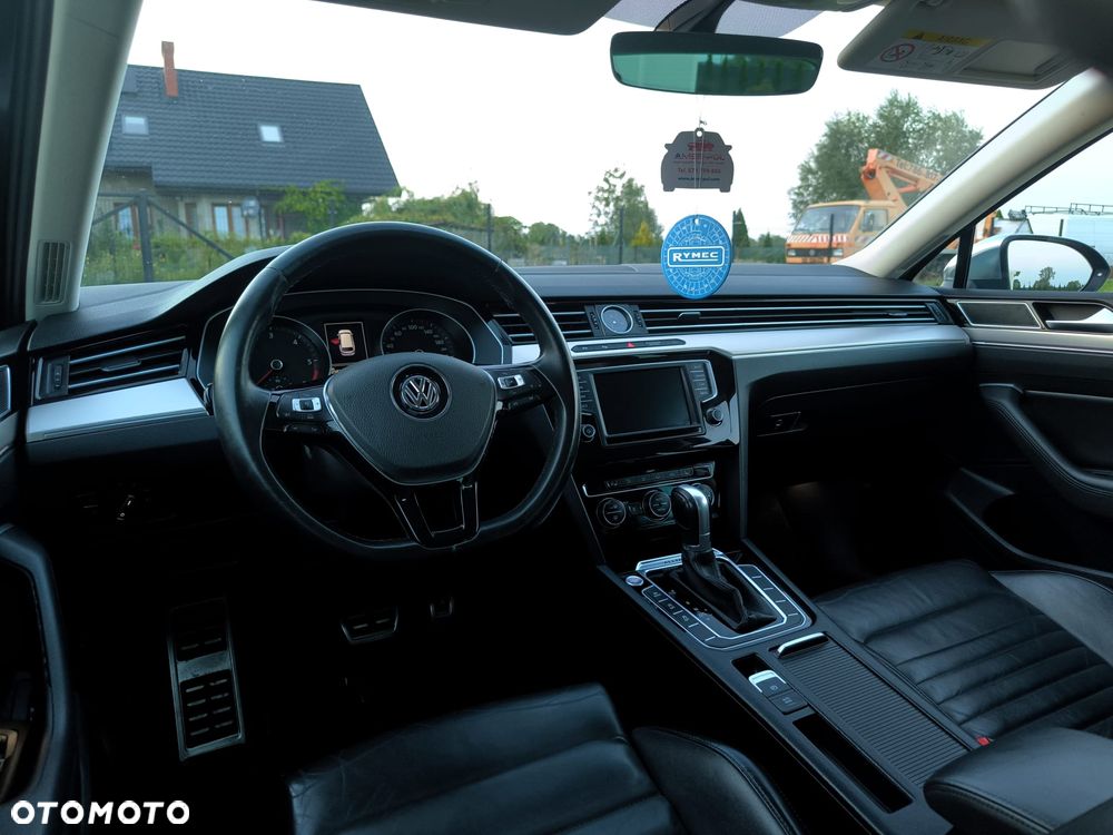 Volkswagen Passat Alltrack 2.0 TDI SCR 4Motion DSG - 9