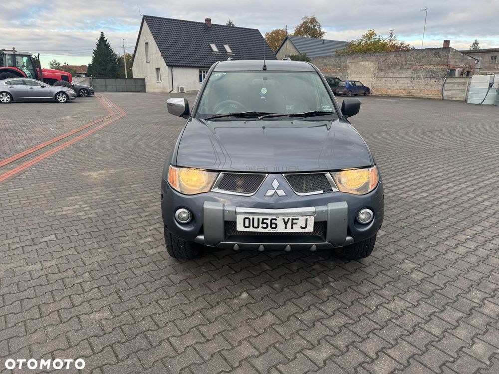 Mitsubishi L200 Pick Up 4x4 Intense Double Cab - 2
