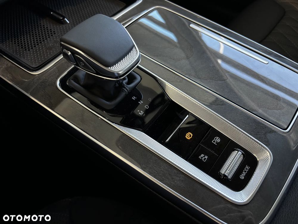 Hongqi HS5 - 19