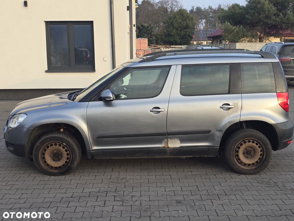 Skoda Yeti 2.0 TDI DSG 4x4 Ambition - 4