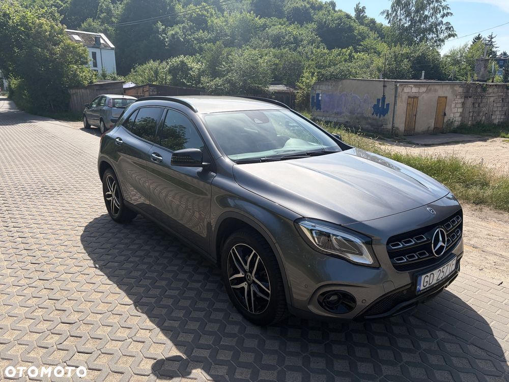 Mercedes-Benz GLA 250 4-Matic - 7