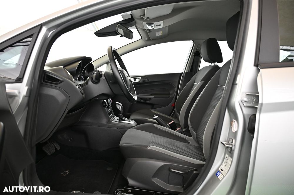 Ford Fiesta 1.0 EcoBoost Powershift Titanium - 20