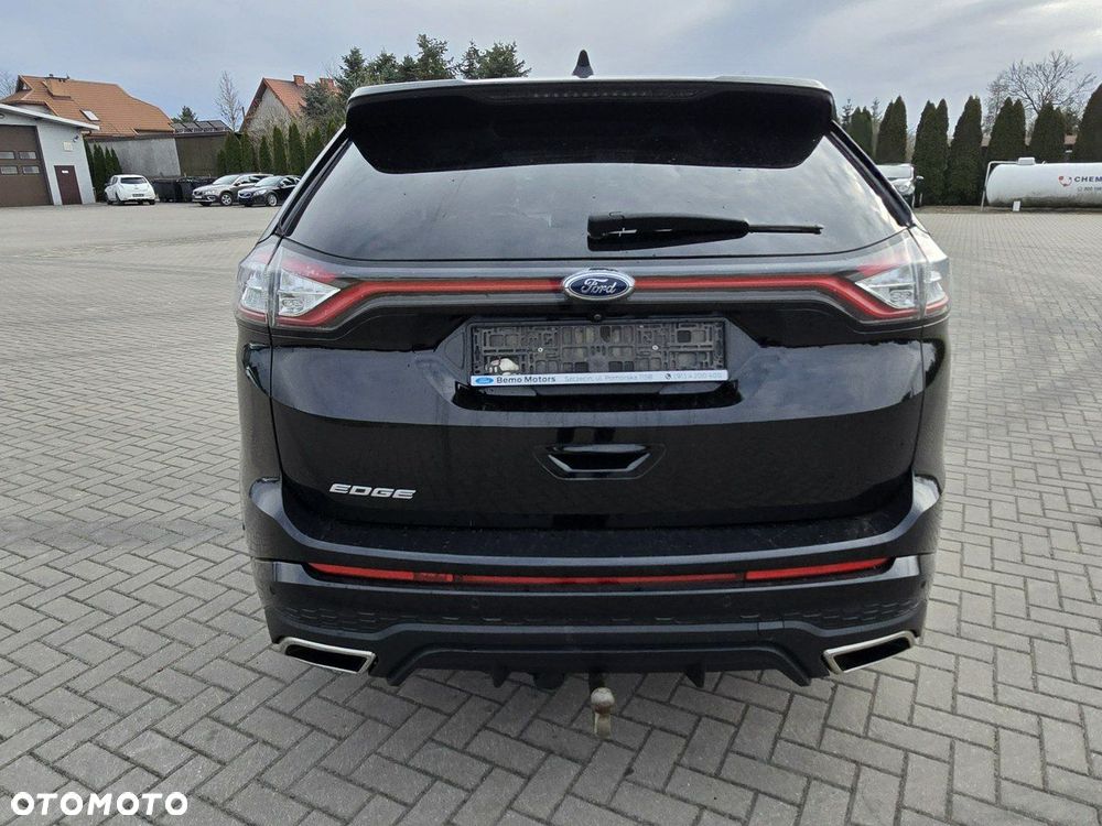 Ford Edge - 9