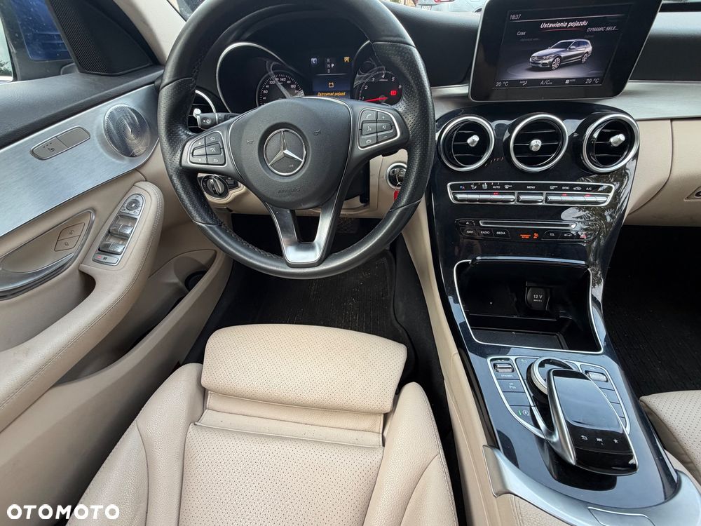 Mercedes-Benz Klasa C 200 9G-TRONIC - 9