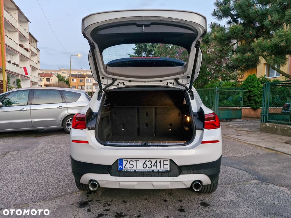 BMW X2 sDrive18d Advantage Plus - 8