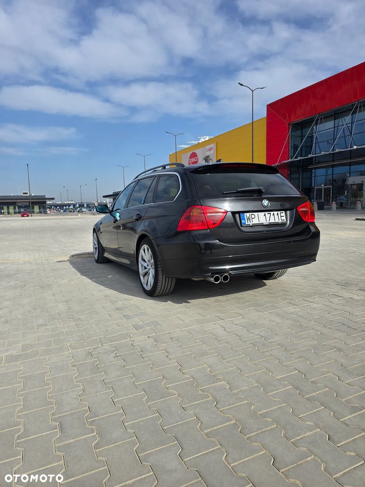 BMW Seria 3 330xd - 16