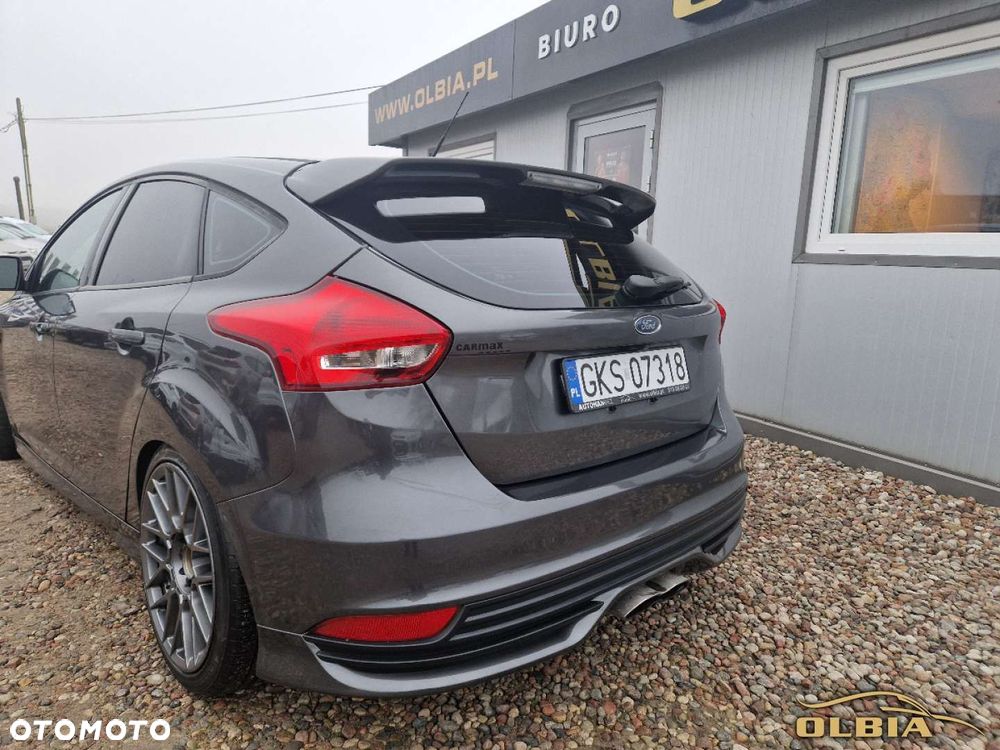 Ford Focus 2.0 EcoBoost ST - 10