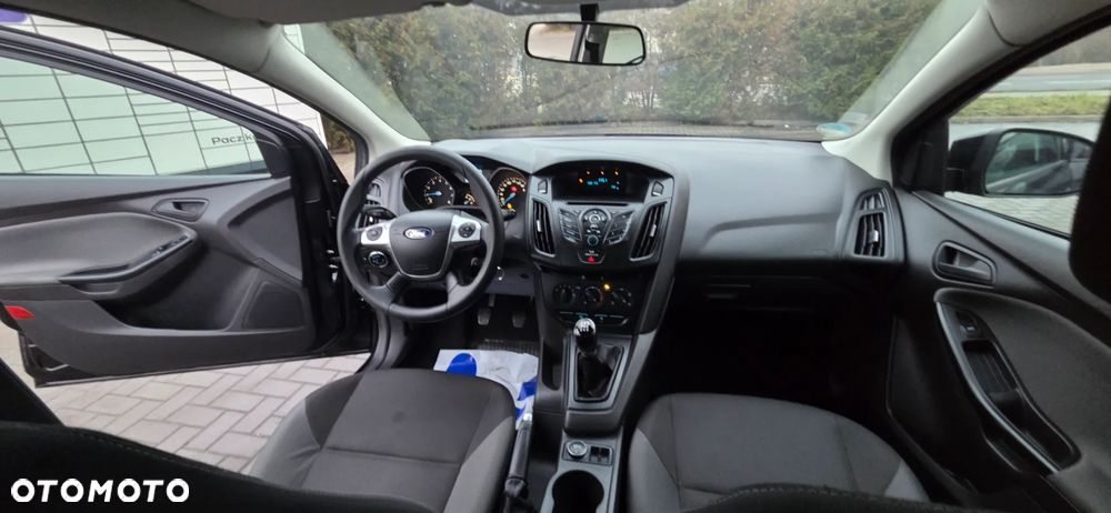 Ford Focus 1.0 EcoBoost Start-Stopp-System Champions Edition - 32