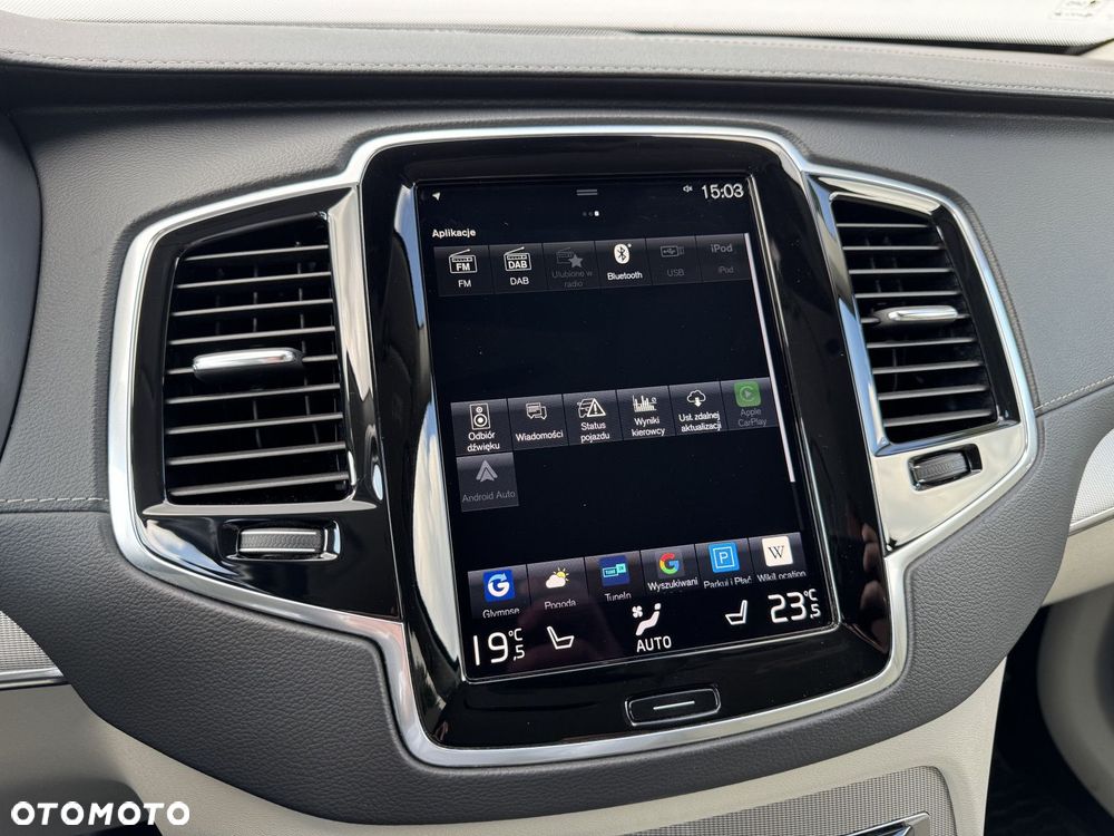 Volvo XC 90 - 21
