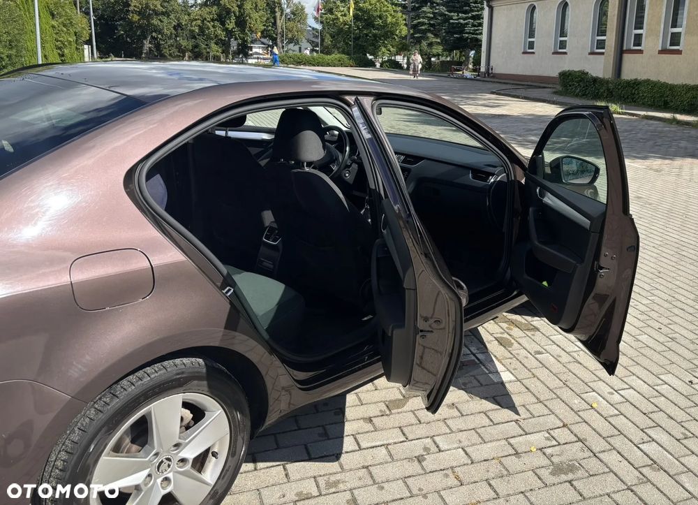 Skoda Octavia 1.4 TSI Ambition - 9