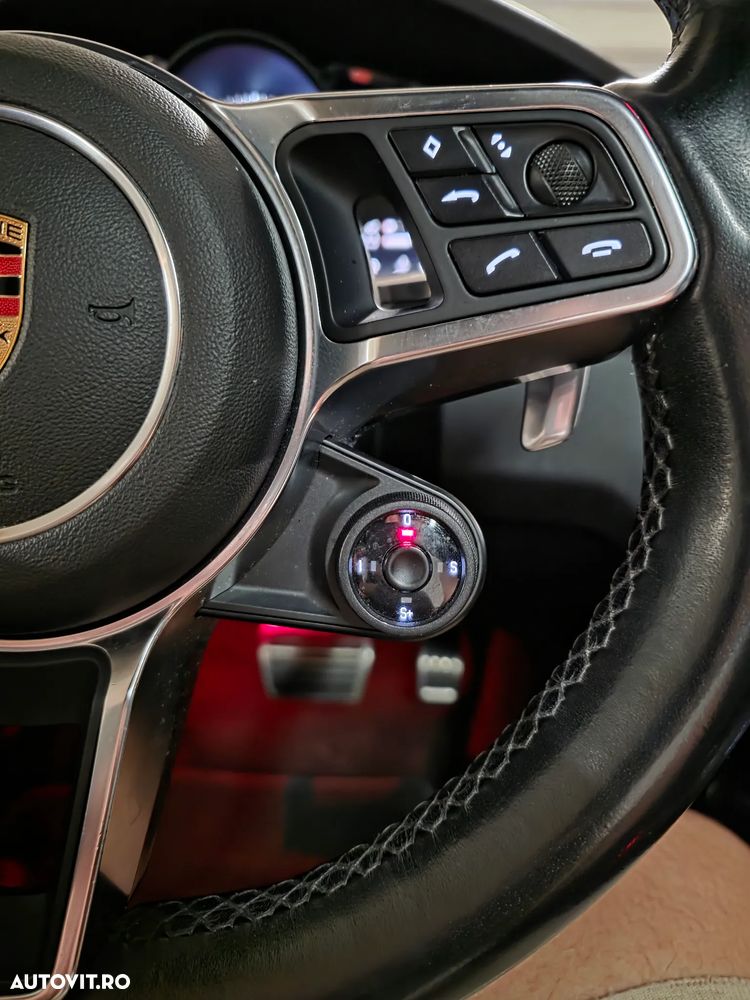 Porsche Cayenne S - 12
