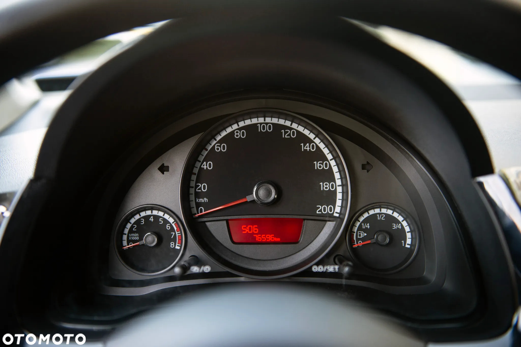 Volkswagen up! 1.0 United - 31