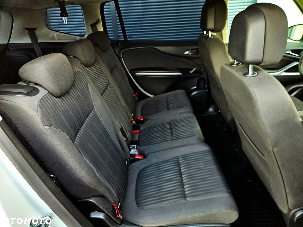 Opel Zafira 2.0 CDTI Enjoy - 29