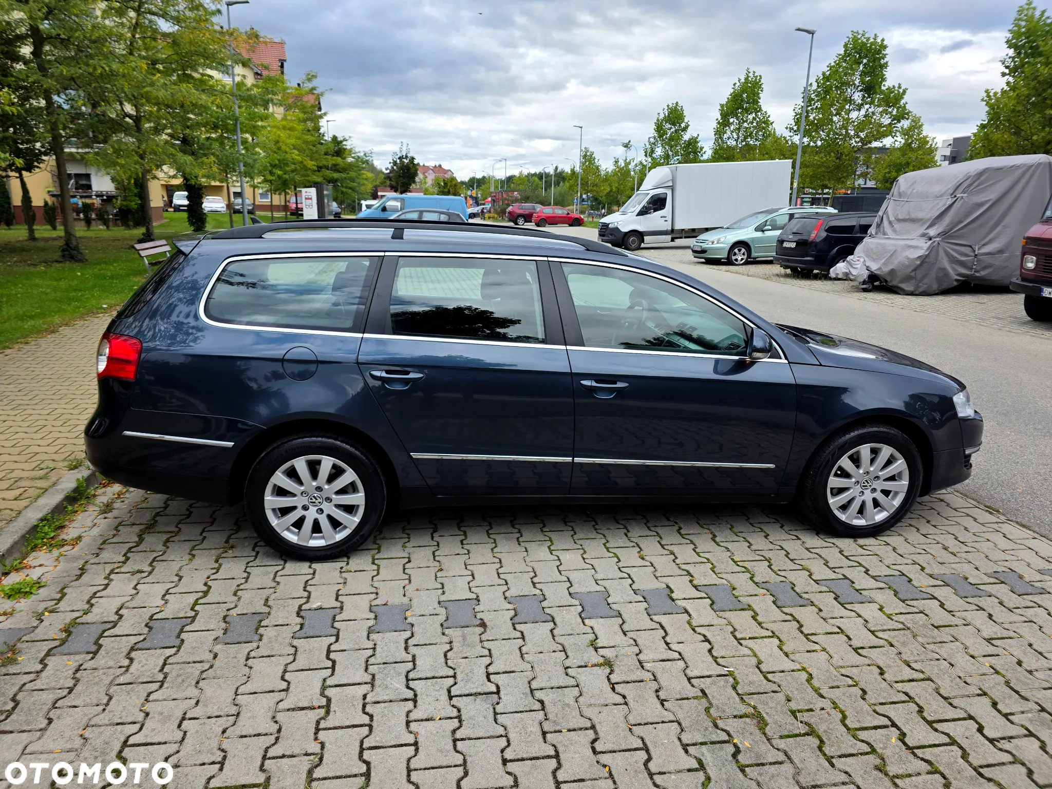 Volkswagen Passat 1.9 TDI Comfortline - 10