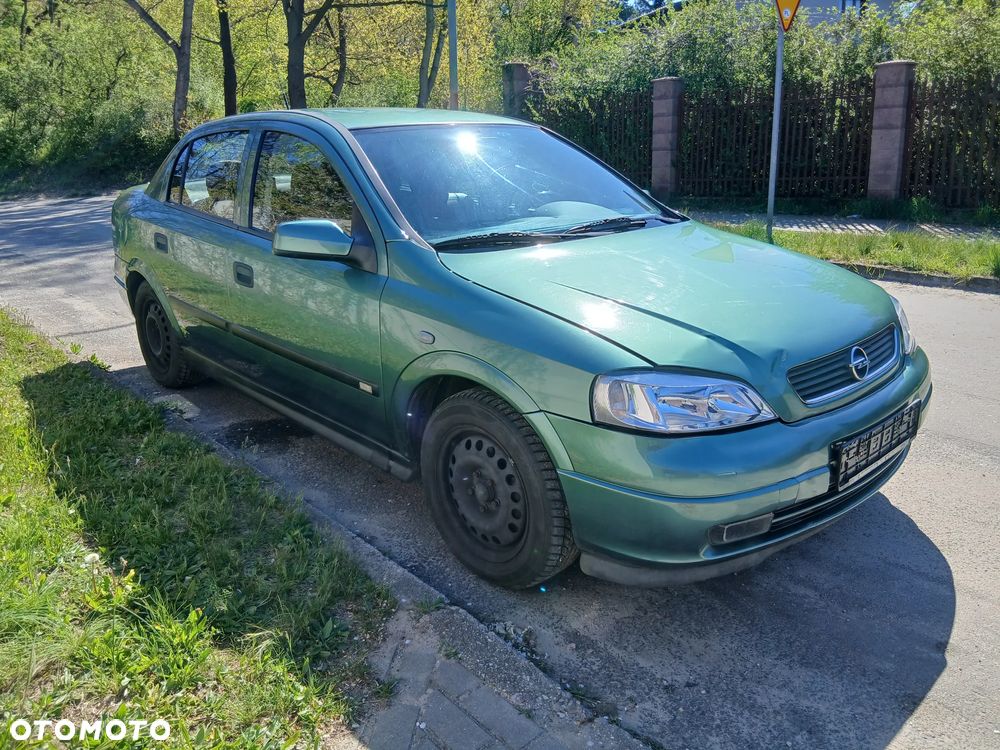 Opel Astra - 1