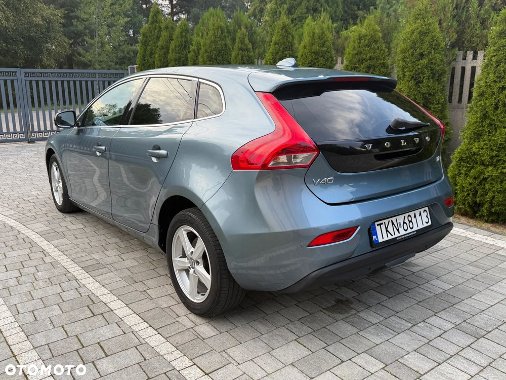 Volvo V40 D2 Momentum - 7