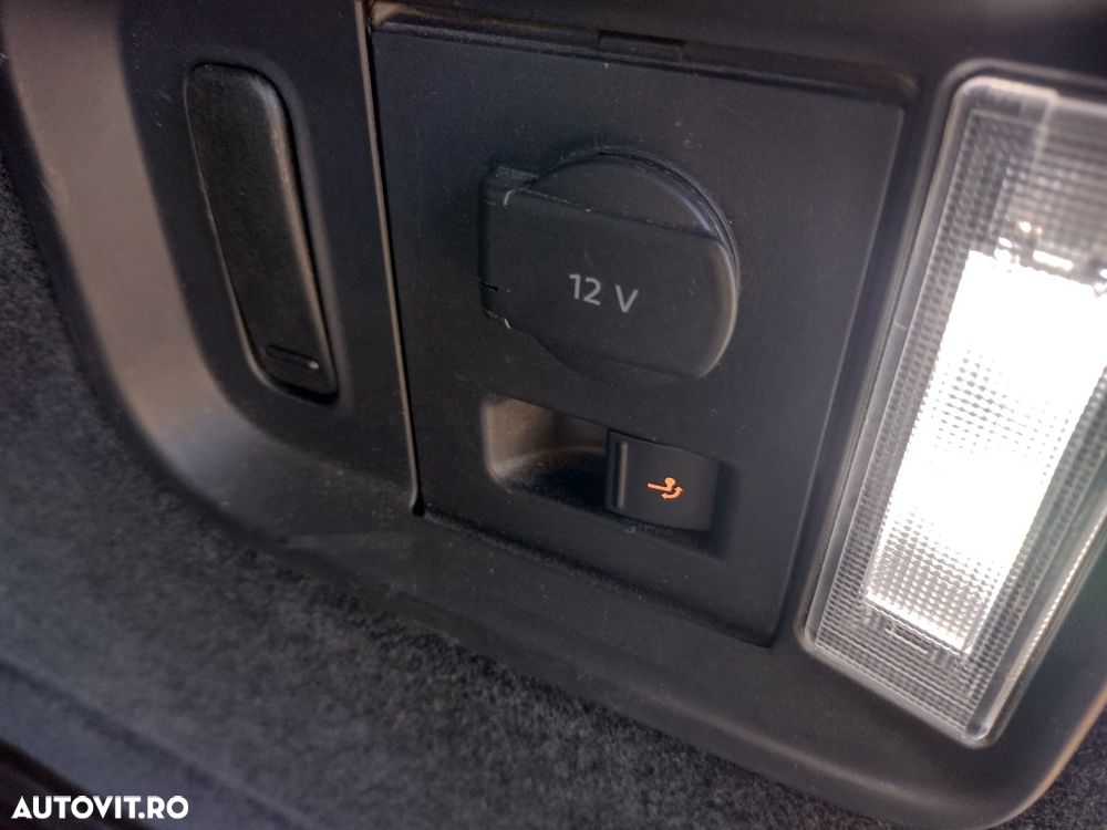 Volkswagen Sharan 2.0 TDI DSG (BlueMotion Technology) Comfortline - 12