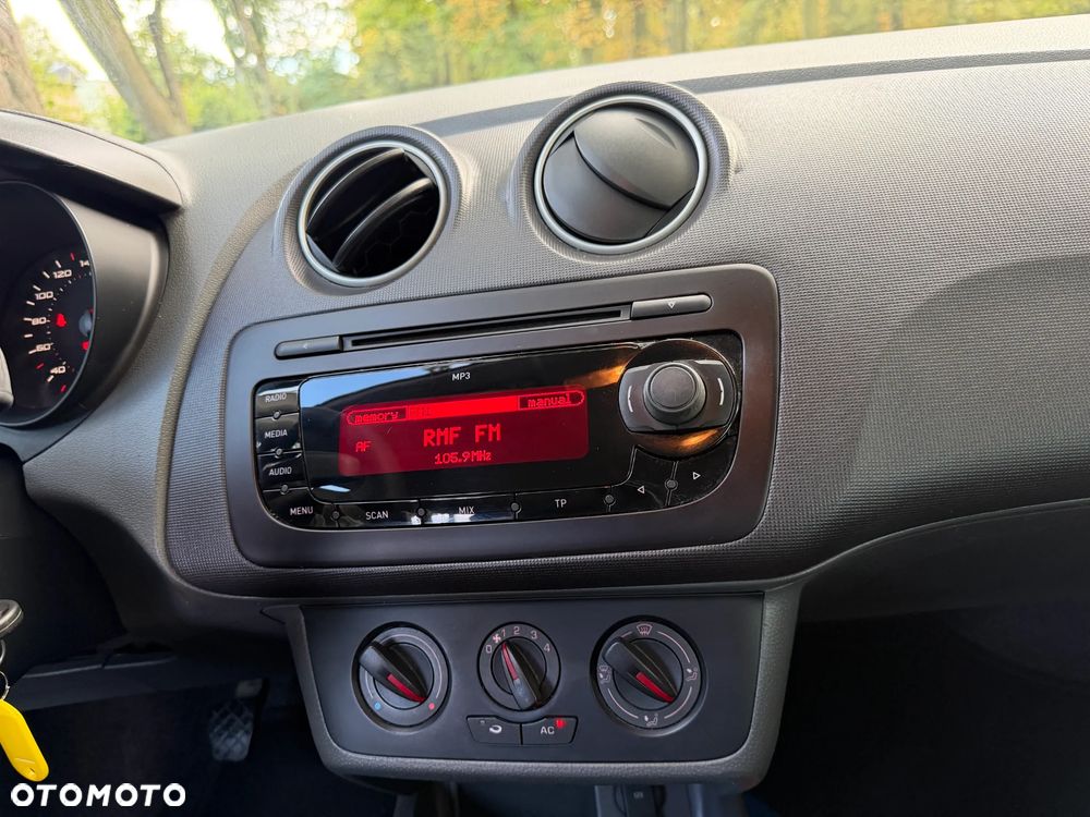Seat Ibiza ST 1.4 16V Style - 27