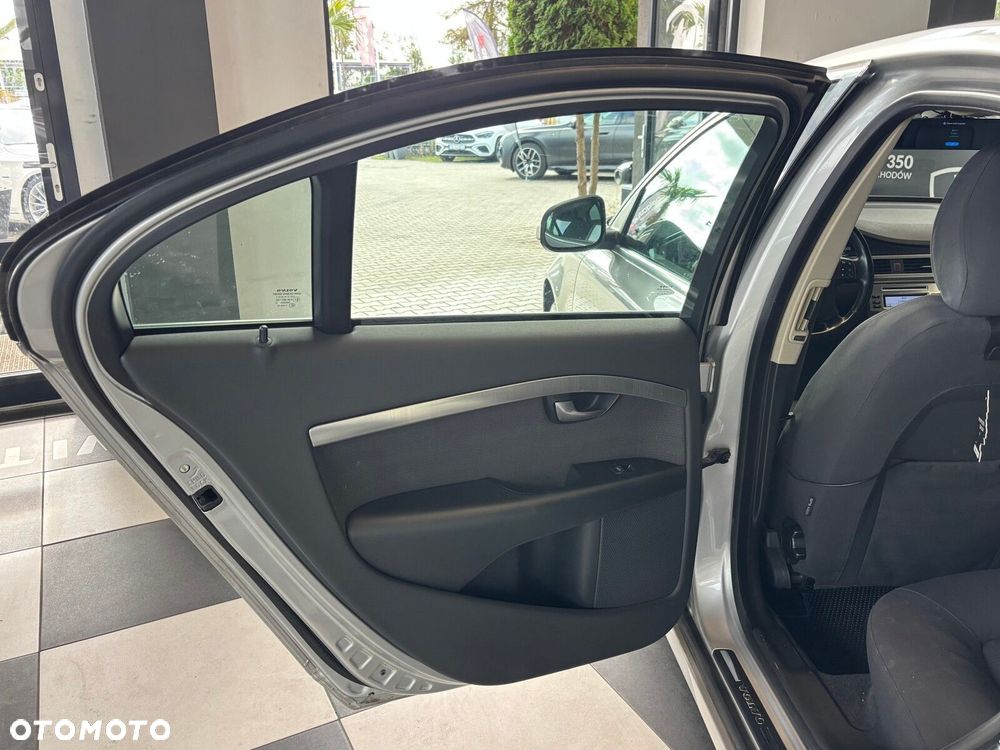 Volvo S80 - 17