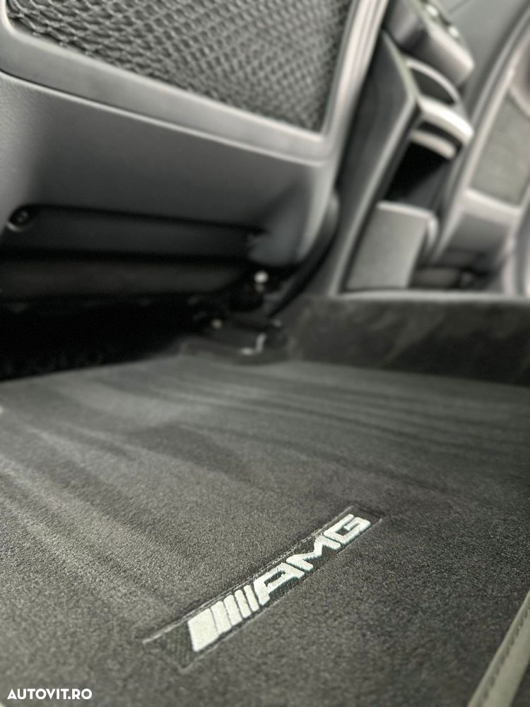 Mercedes-Benz GLE 300 d 4MATIC - 31