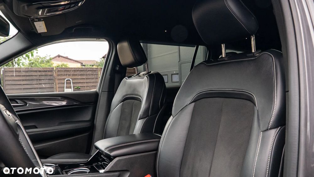 Jeep Grand Cherokee - 6