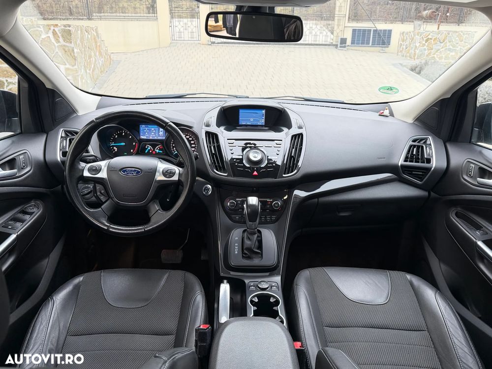 Ford Kuga 2.0 TDCi 4x4 Aut. SYNC - 7