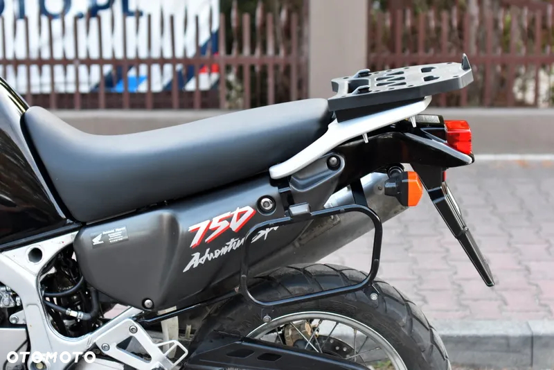 Honda XRV - 23