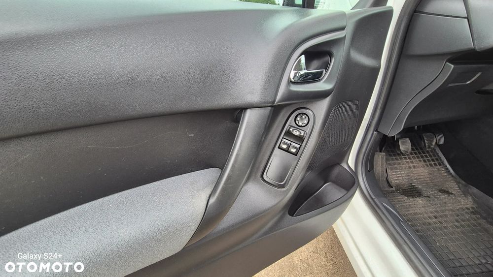 Citroën C3 1.4 HDi First - 24