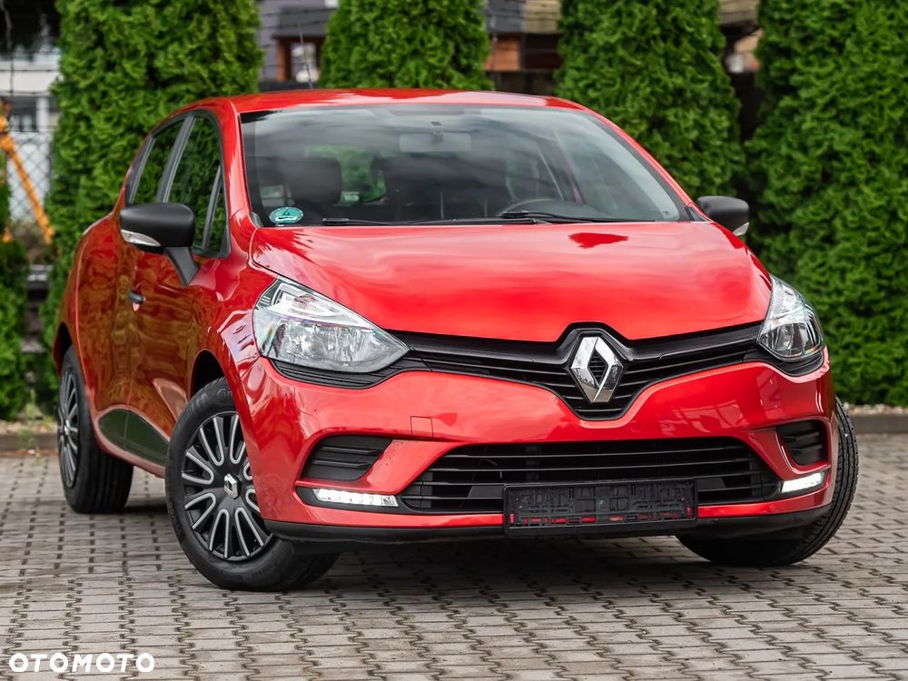 Renault Clio - 2