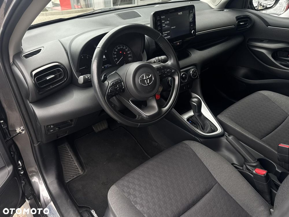 Toyota Yaris 1.5 Comfort CVT - 8