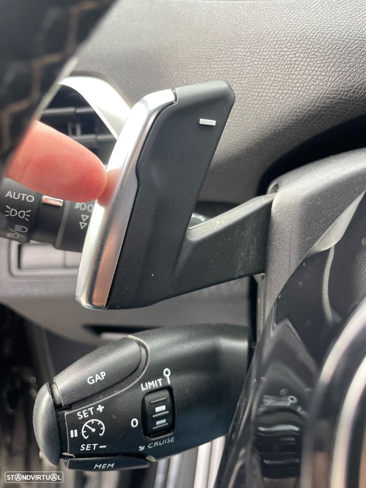 Peugeot 3008 2.0 BlueHDi GT EAT6 - 27