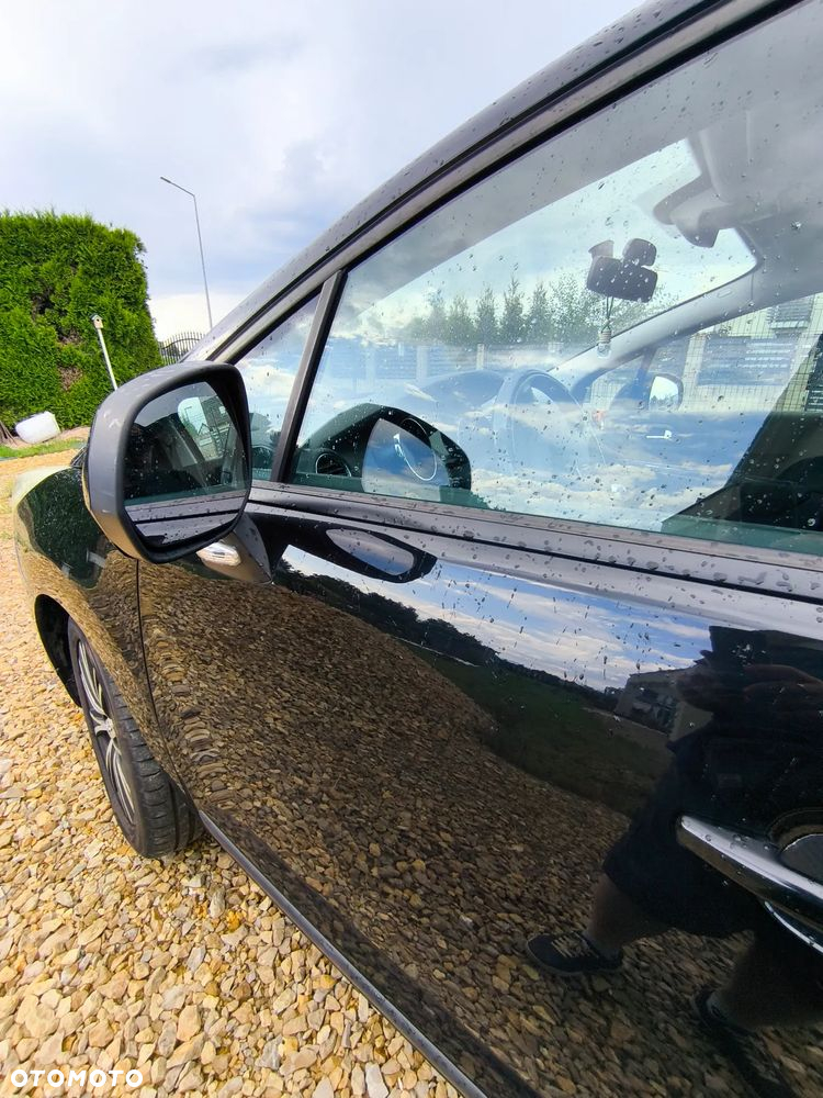Peugeot 5008 - 17