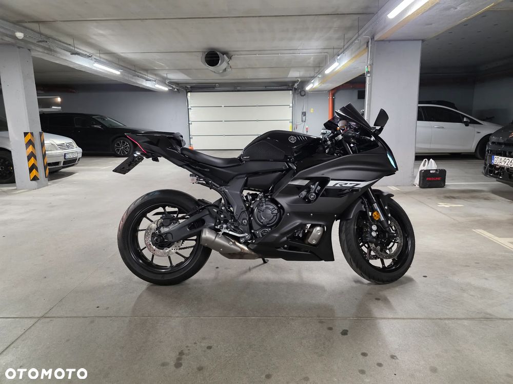 Yamaha R7 - 2