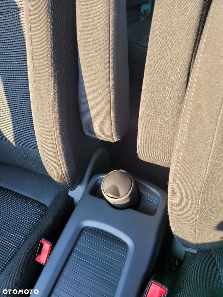 Peugeot 5008 1.6 THP Active 7os - 15