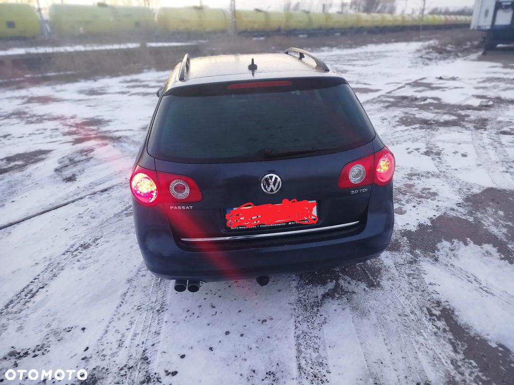 Volkswagen Passat 2.0 TDI DPF Trendline - 5