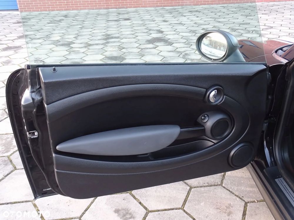 MINI ONE Standard - 17