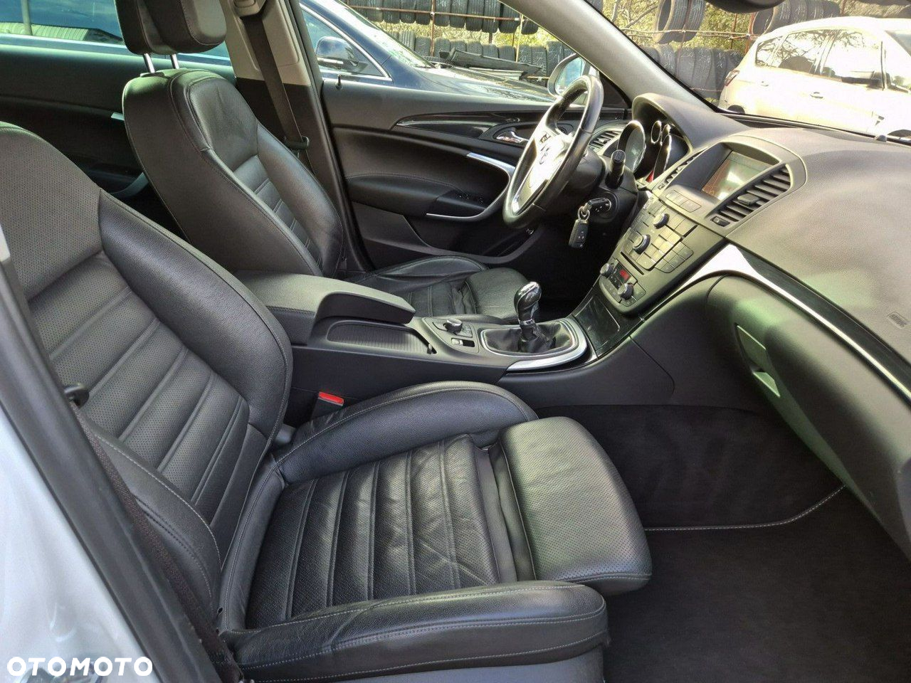 Opel Insignia - 31