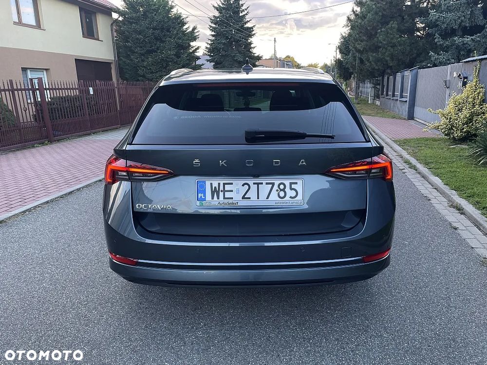Skoda Octavia 2.0 TDI SCR Style DSG - 32