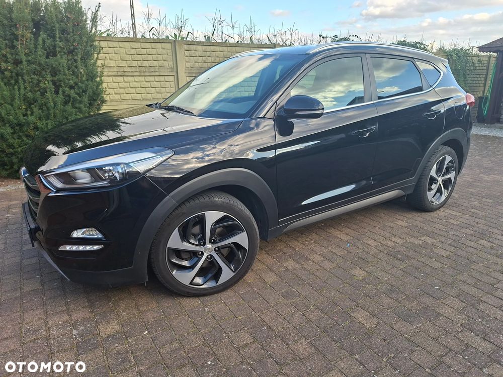 Hyundai Tucson - 1