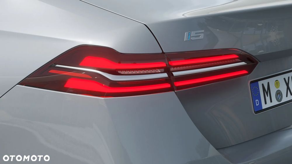 BMW i5 83.9kWh eDrive40 M Sport - 9