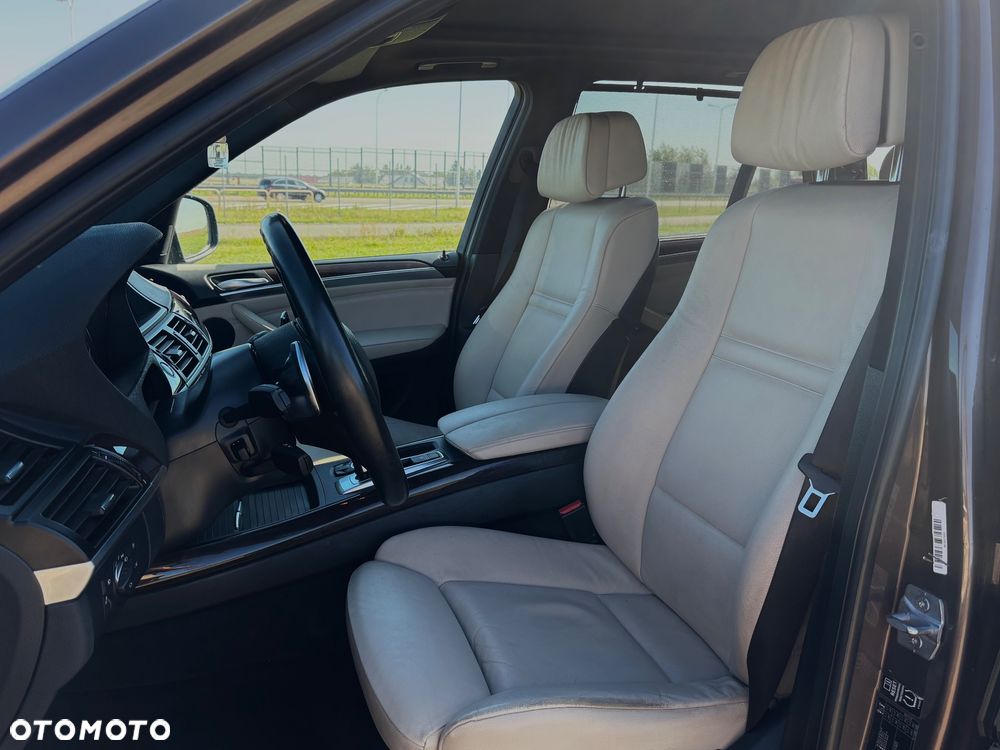 BMW X5 xDrive40d Edition Exclusive - 6