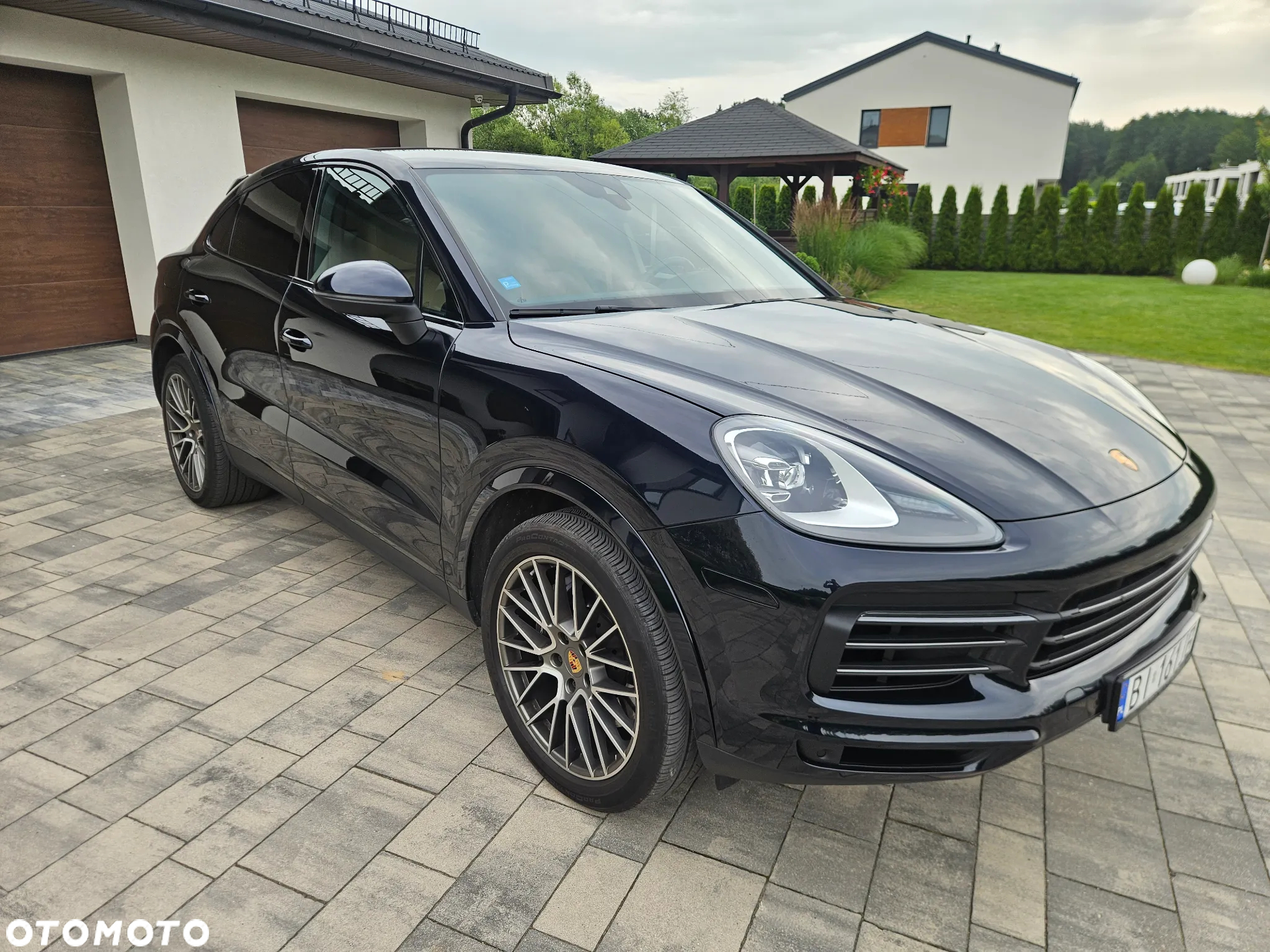 Porsche Cayenne Coupe Platinum Edition - 4