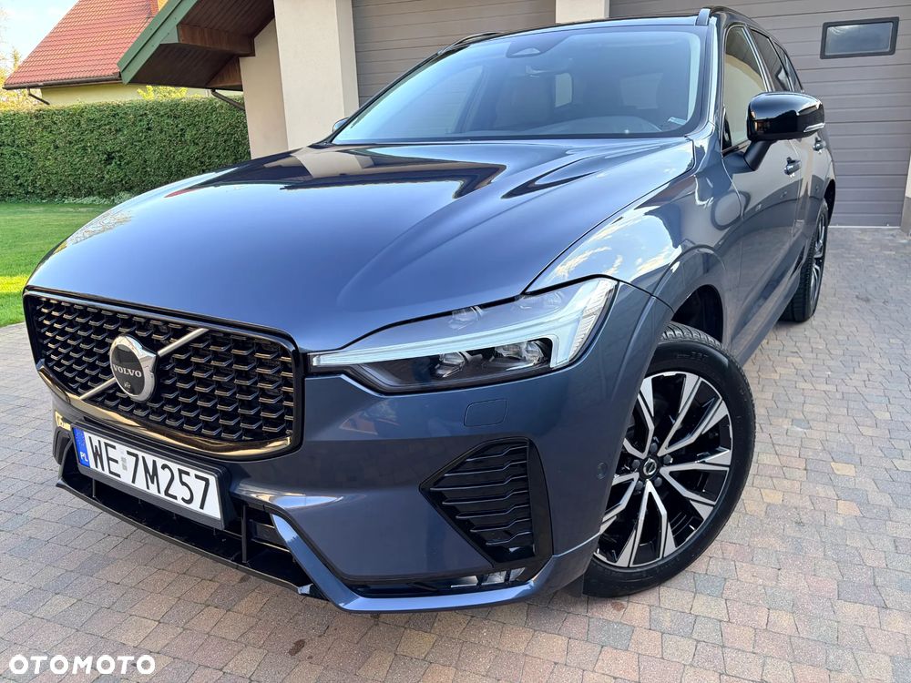 Volvo XC 60 B5 B AWD Ultra Dark - 1