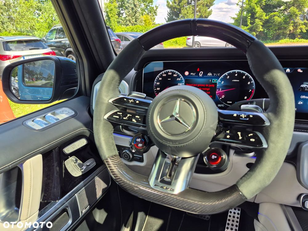 Mercedes-Benz Klasa G AMG 63 - 32